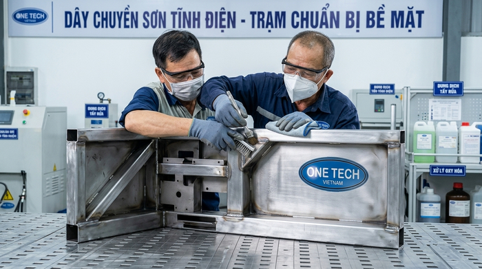 Xử lý dầu mỡ rỉ sét và bụi bẩn trước khi sơn tĩnh điện tại Thanh Hóa